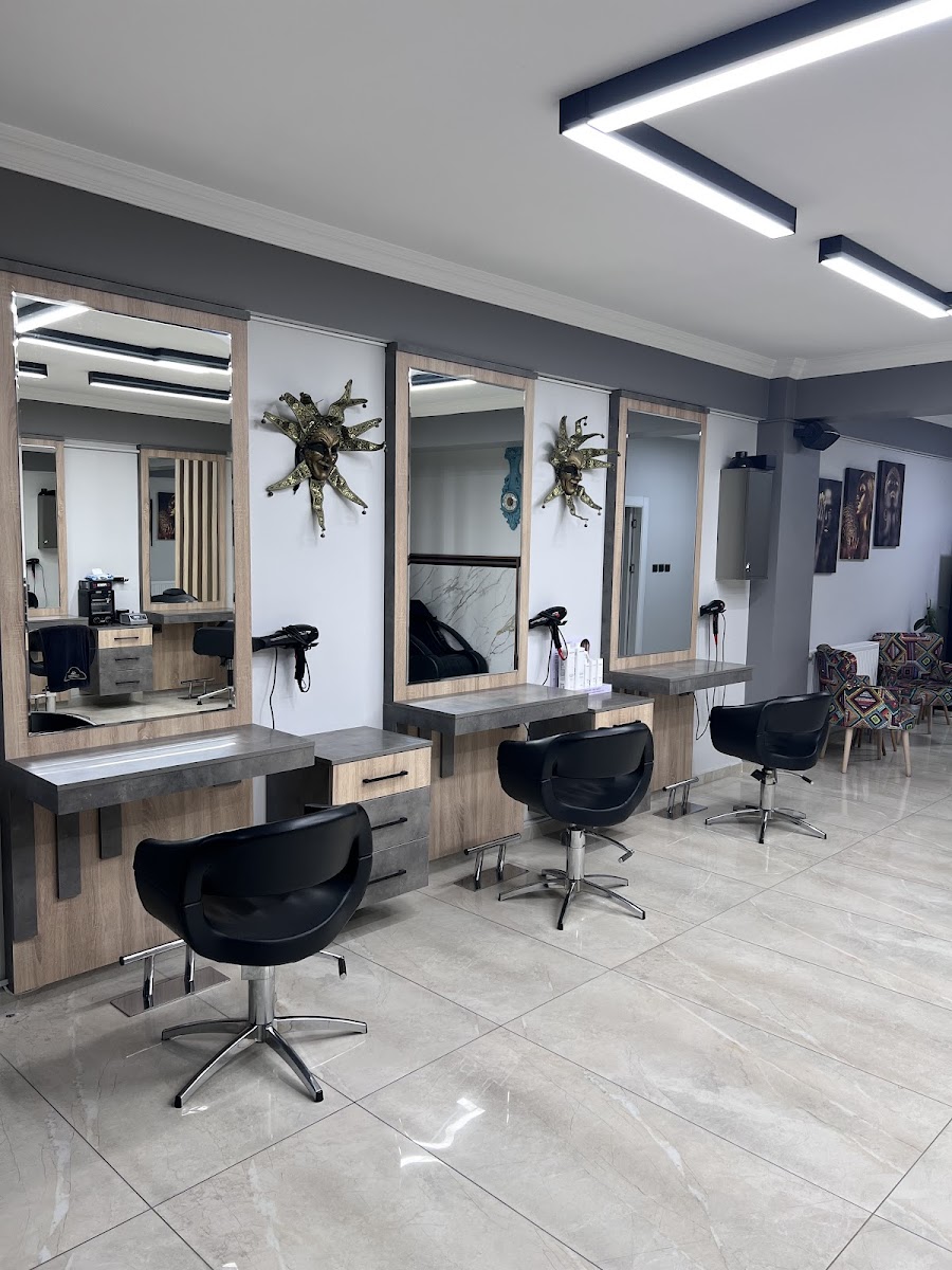 Hakan Kaya Bayan Kuaförü