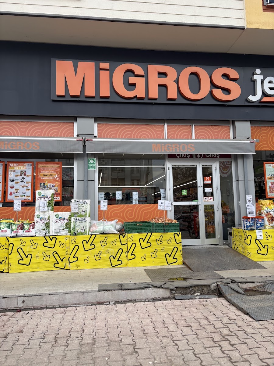 Migros Jet