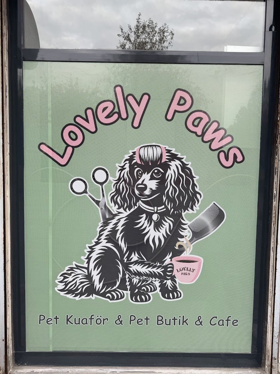 Fatih Lovely Paws Pet Kuaför&Pet Butik& Cafe