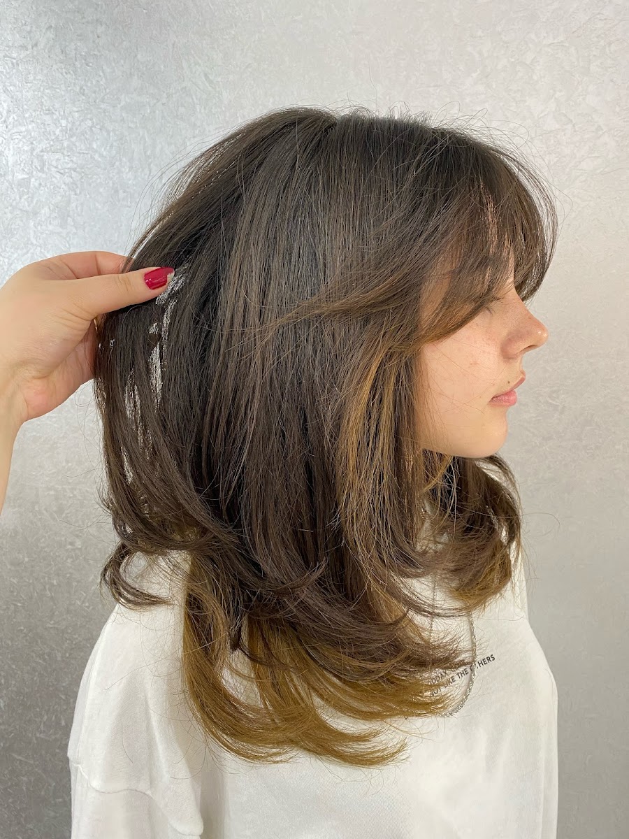 Artuğ Bayan Kuaför ve Güzellik Salonu